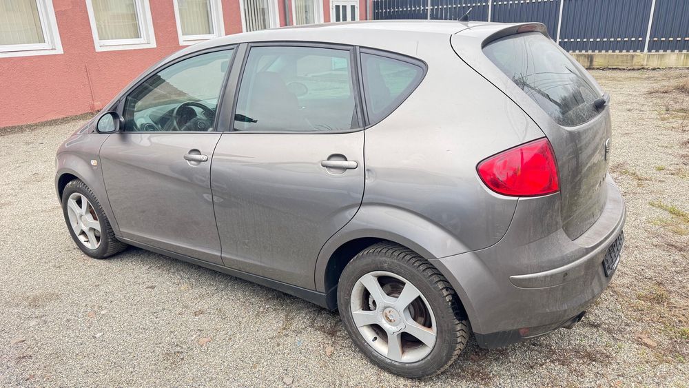 Vând Seat Altea
