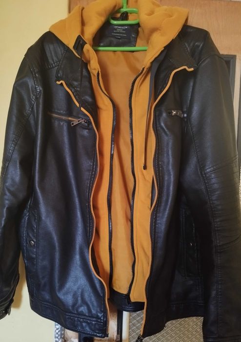 Мъжко черно кожено яке размер 2XL