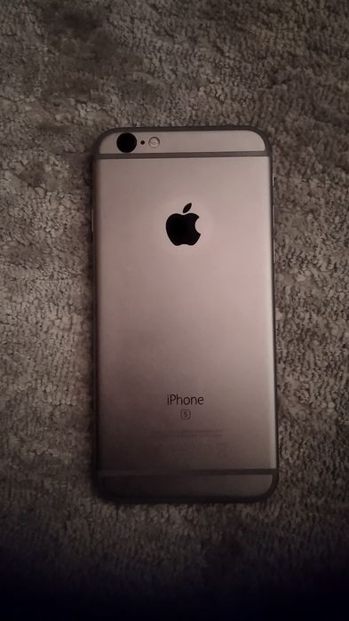 Продам на запчасти iPhone 6s plus