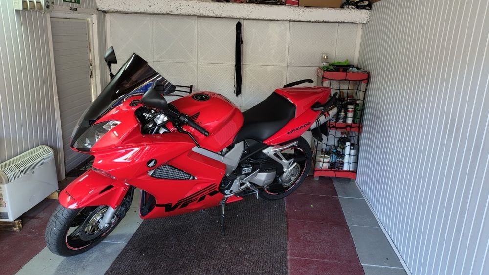 Honda vfr 800 vtec