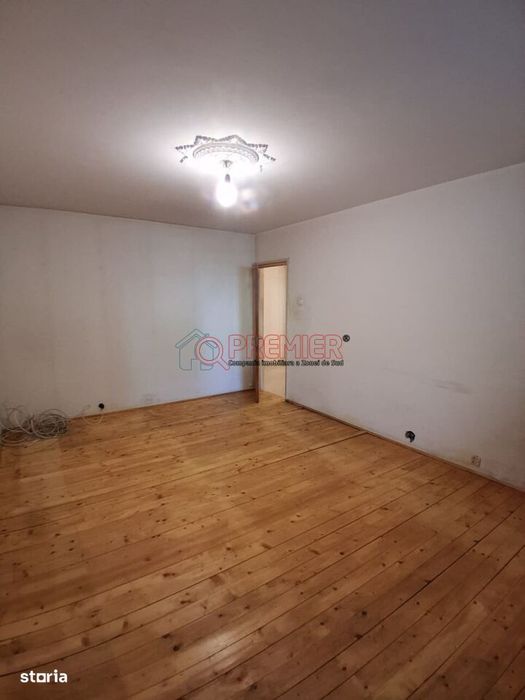 Oltenitei - Piata Sudului vanzare apartament 3 camere