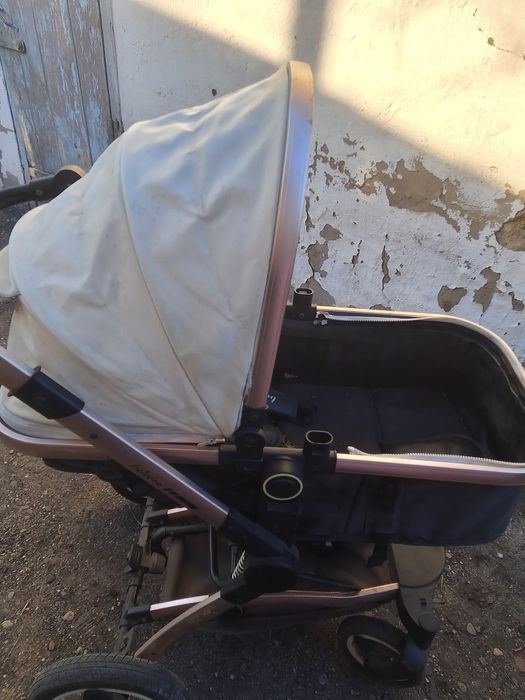 Продам детскую коляску