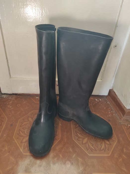 Сапоги резиновые