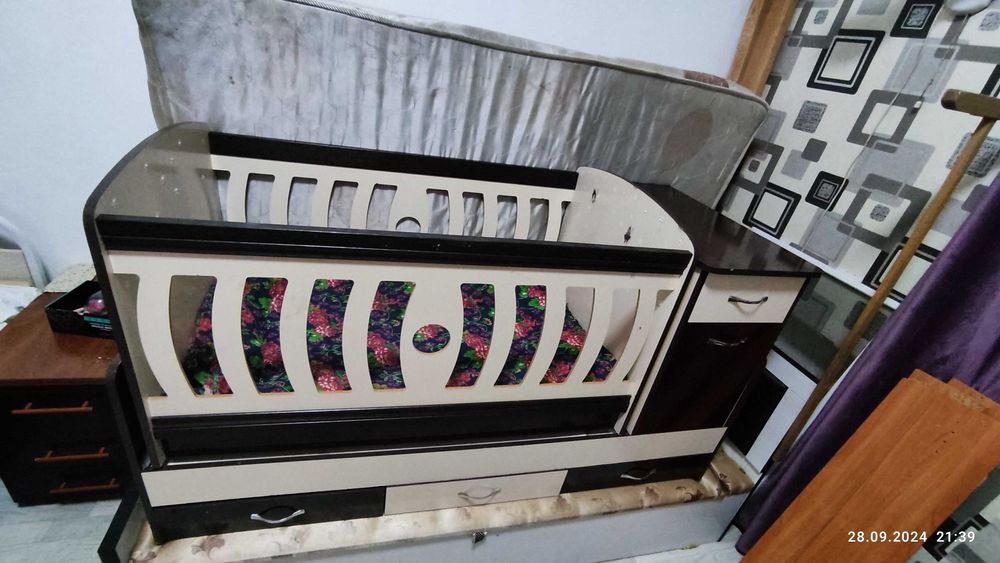 Детская кроватка коляска и прочее