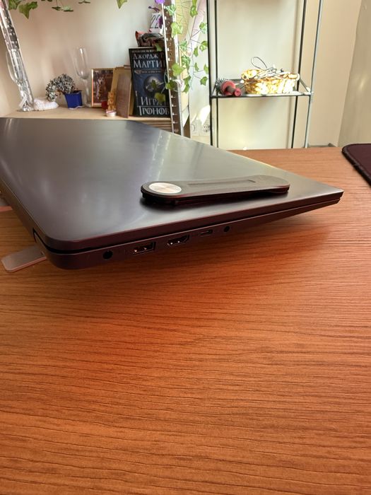 Lenovo IdeaPad 1 15” | 8GB RAM | 512GB SSD | Windows 11 Pro