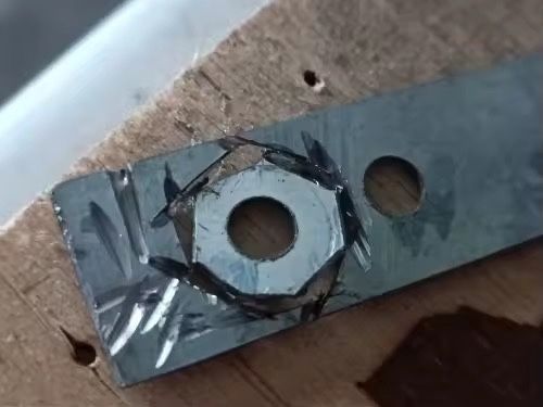 Greenworks мини гриндер 8 волта на зарядни батерии