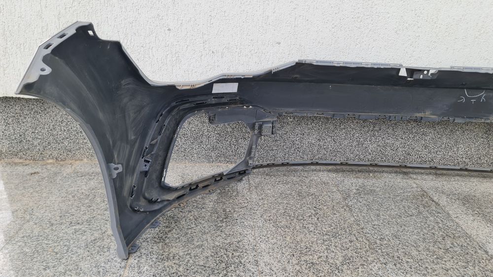 Spoiler bara fata grila far VW Golf 8 VIII R line