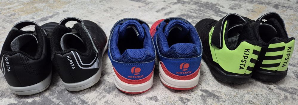 Adidasi fotbal sala si sintetic marimea 32