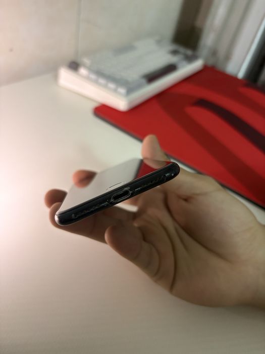 Iphone SE 2020 EAC канада