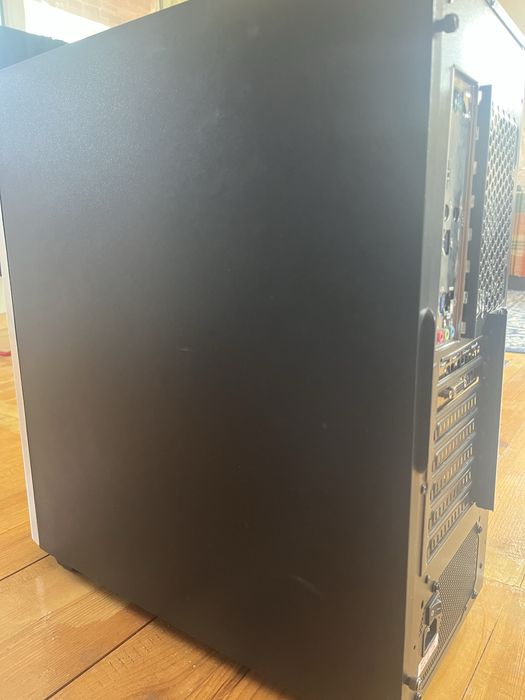 Геймърски компютър