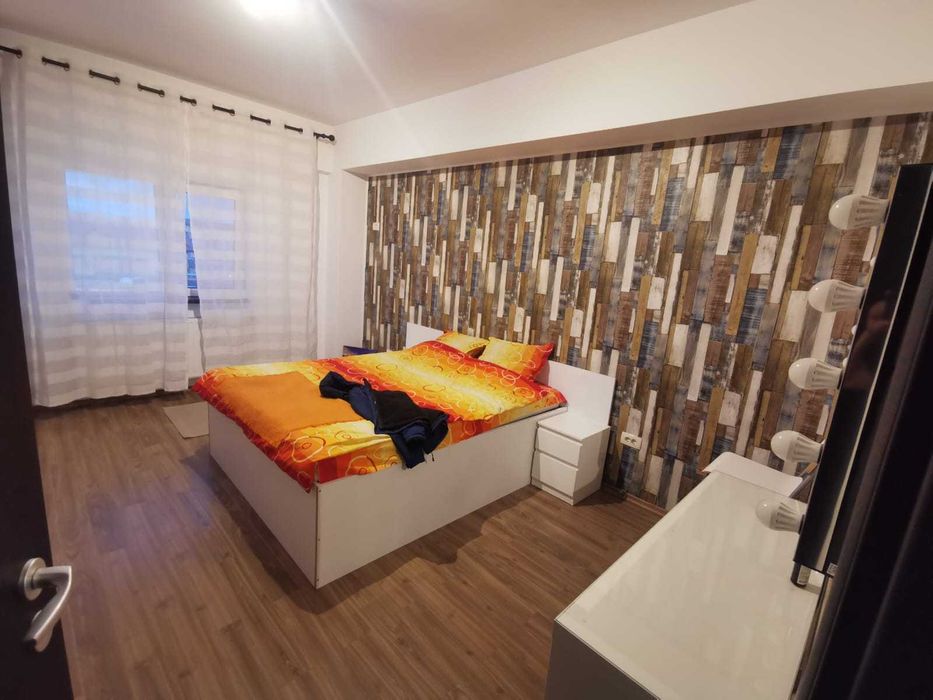 PROPRIETAR-2 CAMERE vedere piscina Aqua garden/Bella Luna - mobilat