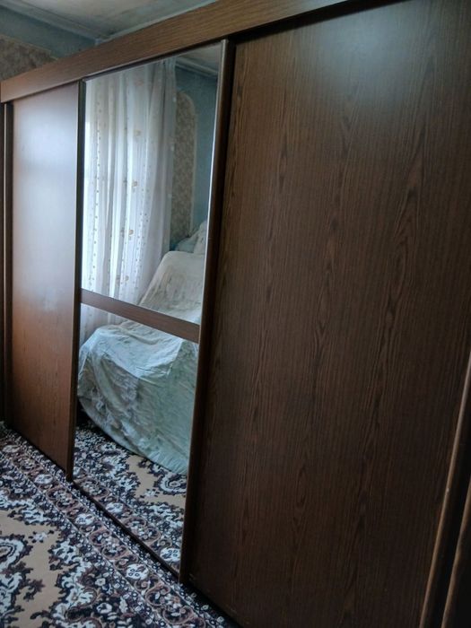 Mebel Shkaf Rolikli Germaniya mahsuloti