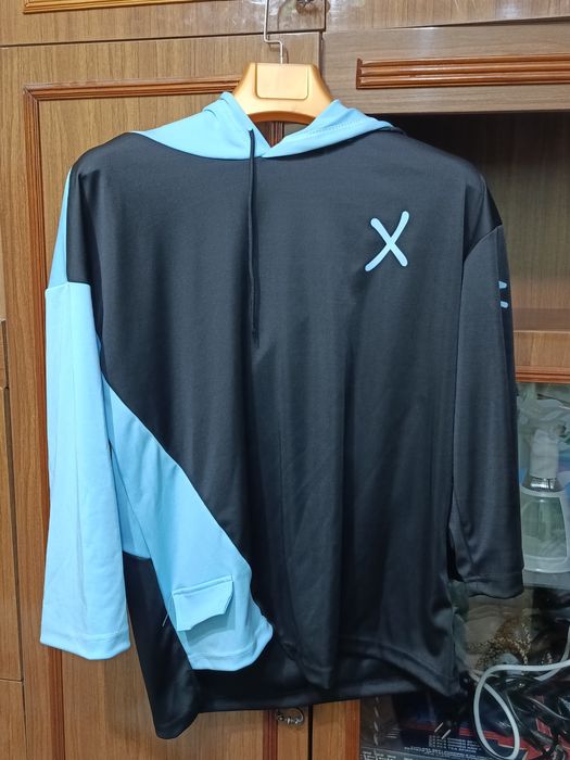 Hudi sotiladi 16 yoshlarga bo'ladi