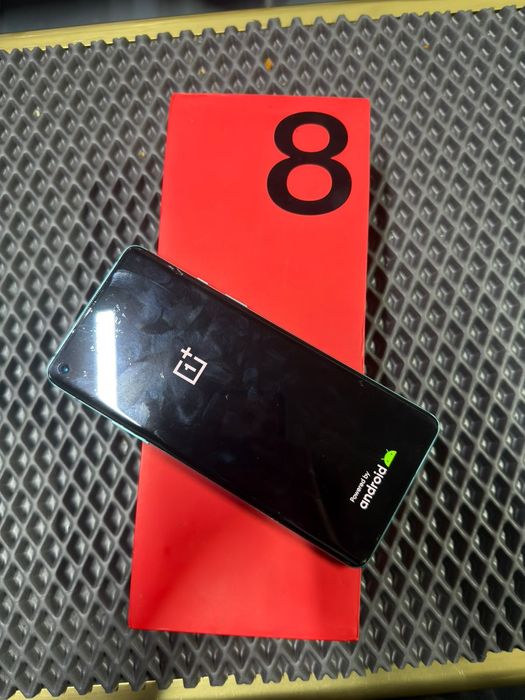 OnePlus 8 256гб .