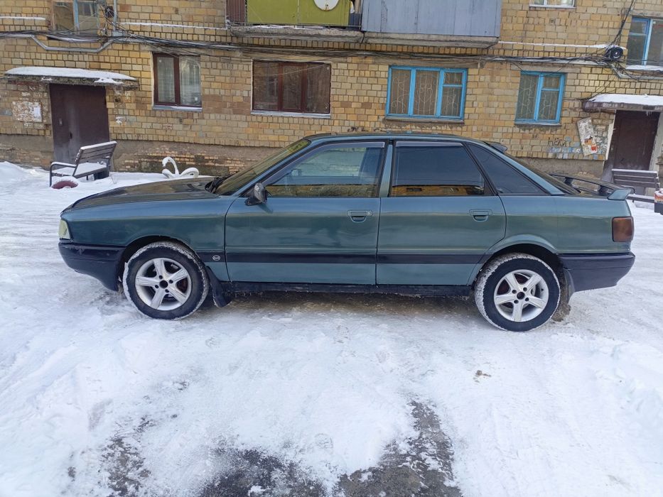 Продам Ауди б 3 1989 года