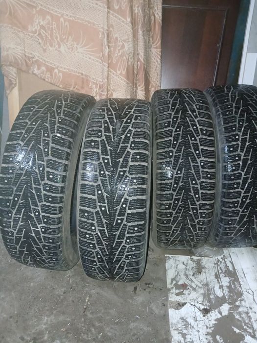 Продам авто резина бу размер 225 65,17