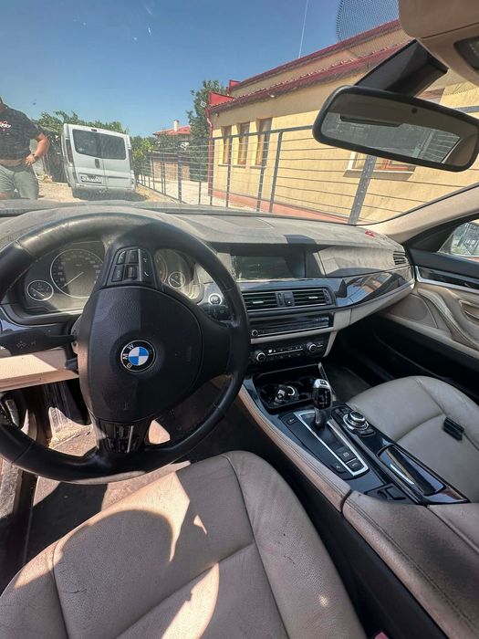 Продавам БМВ F10 на части 520D, 184 к.с. Колата е без двигател, но скоростите са на нея 8hp кутия.