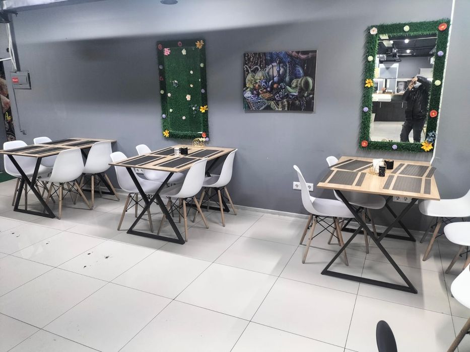 Продам столы со стульями