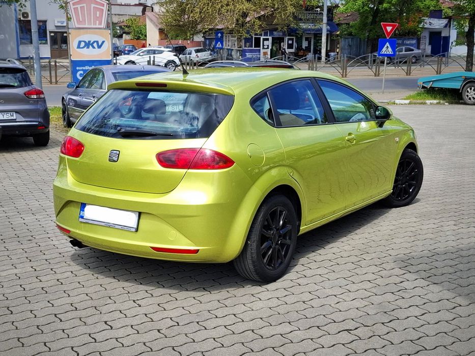 Parc Auto/Seat Leon/Facelift/2010