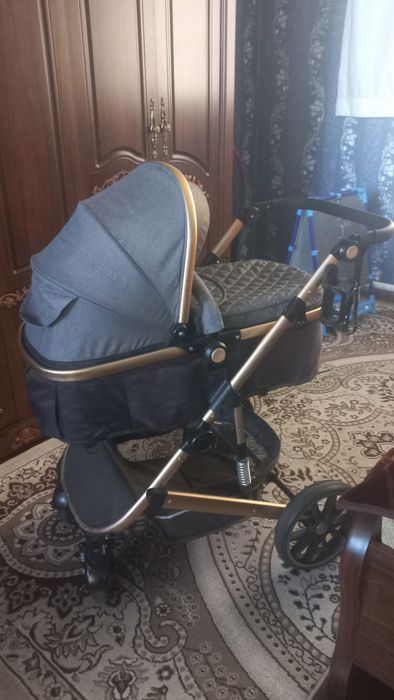 Продам коляску б.у