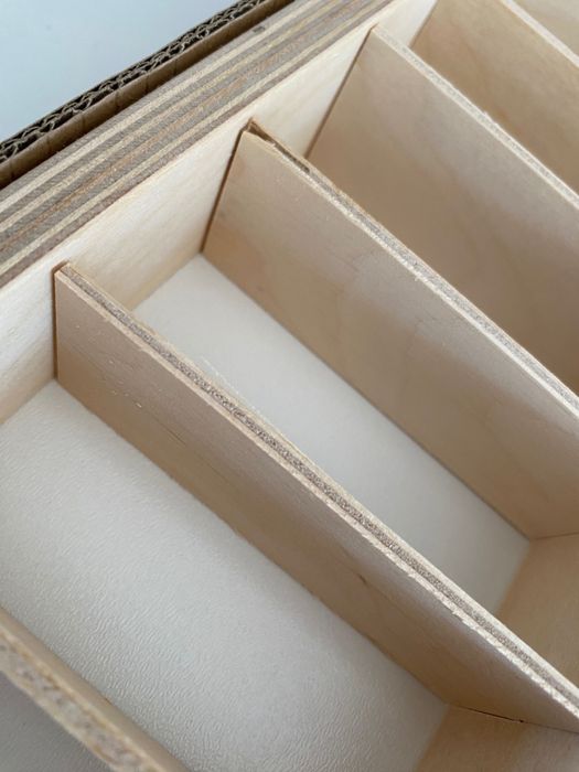 Дефектна дървена етажерка за колички, рафт, 80 отделения, хоризонтален