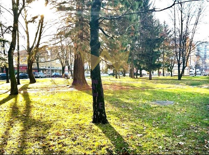 Многостаен в София, област-гр.Ботевград площ 165 цена 198000