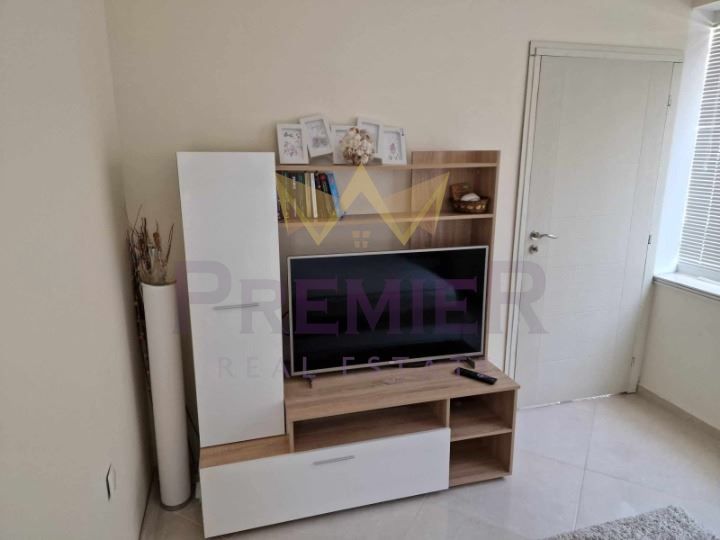 Продава се Двустаен апартамент в Созопол - 117 кв.м за 654 €/кв.м - Снимка #1