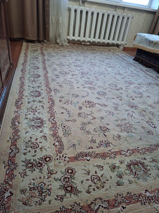 Продам натуральный ковер