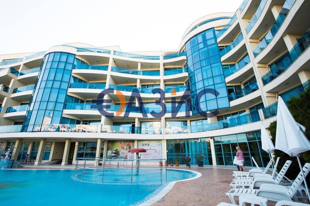 Продава се Двустаен апартамент в Поморие - 71 кв.м за 1141 €/кв.м - Снимка #12