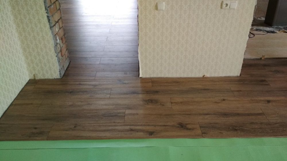 Укладка ламината 1200т