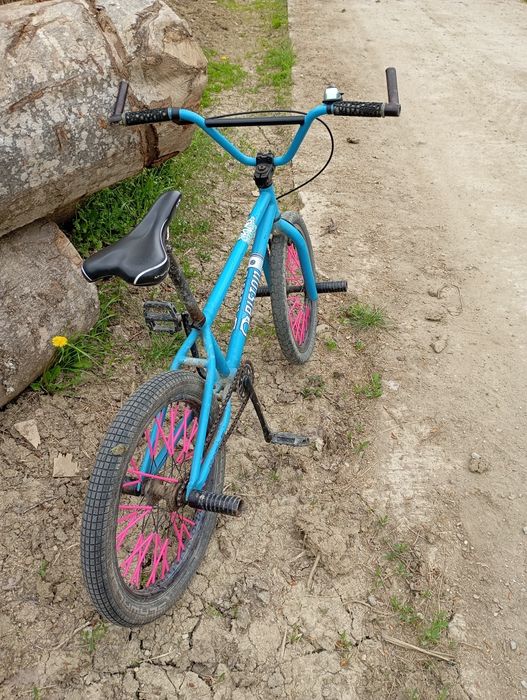 Vând bmx stare foarte buna