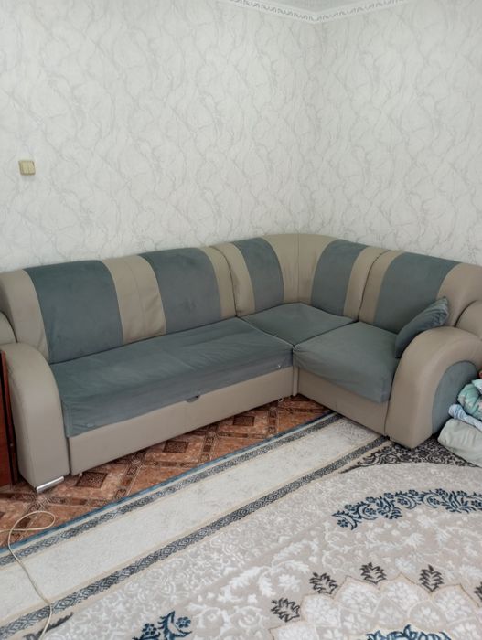 Продам угловой диван
