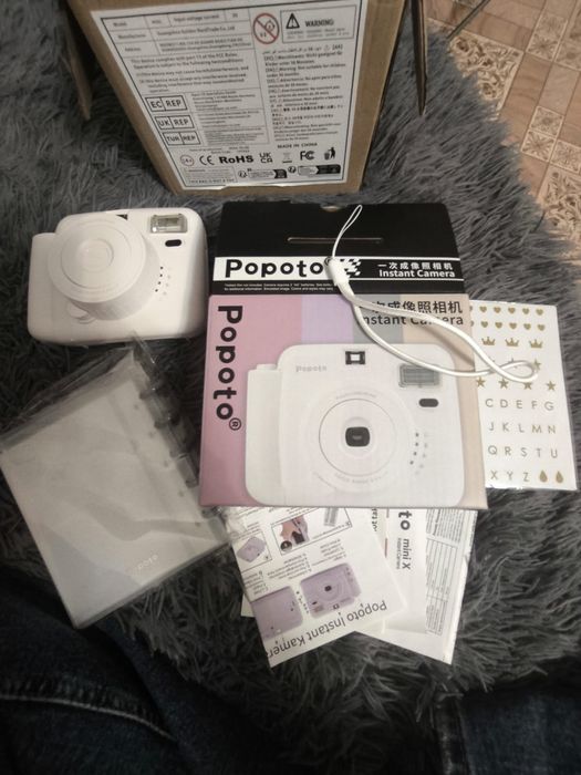 Полароид Popoto.