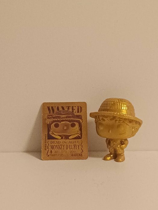 Kinder joy golden Luffy