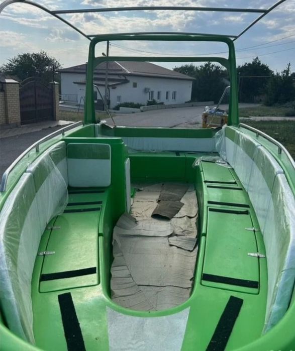 Продаётся катер Шторм с мотором Yamaha 150