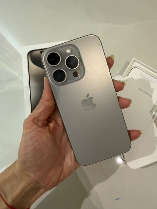 Apple iPhone 15 Pro 256GB Natural Titanium