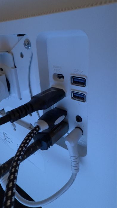 Monitor LG 32" UL750-W