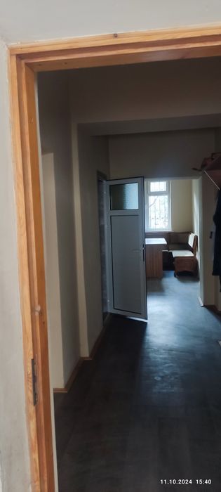 Ховли сотилади 3 хона тайёр уйи ва 4 хона курилаёпти. Курилаётган прое