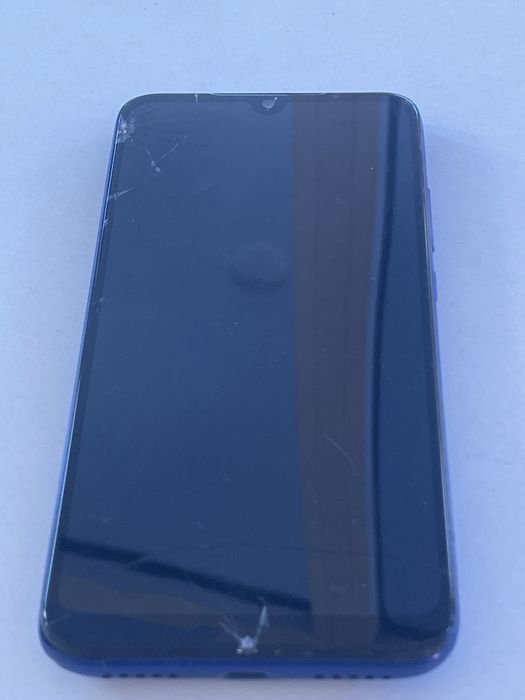 Redmi 7. Sotiladi arzon narxda