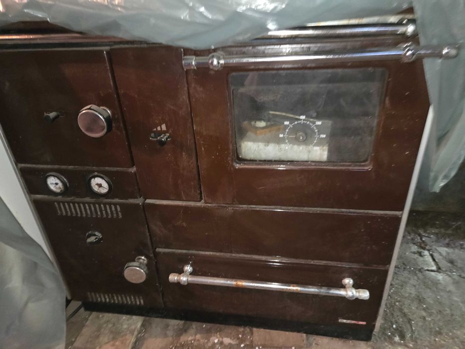 Готварска печка с водна риза 27 kw
