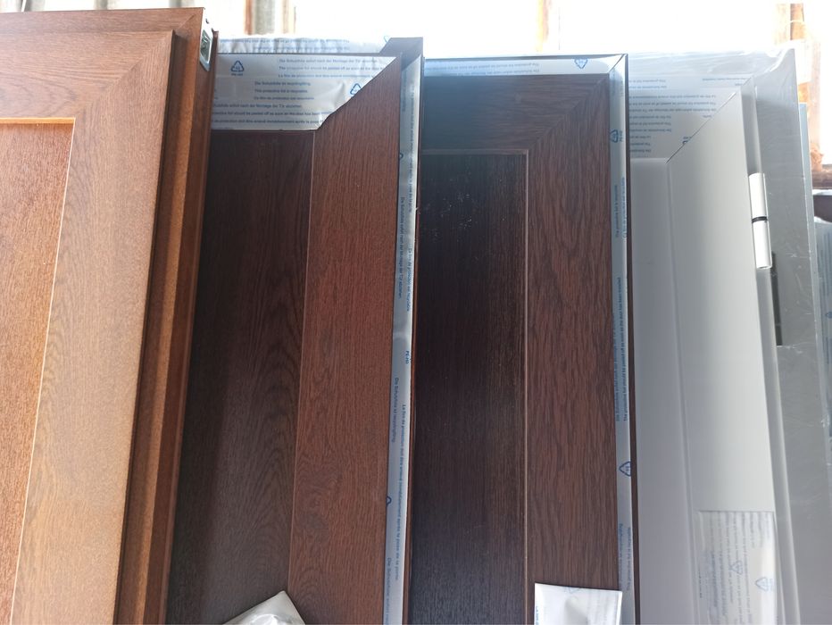 Врати за баня златен дъб орех венге бял