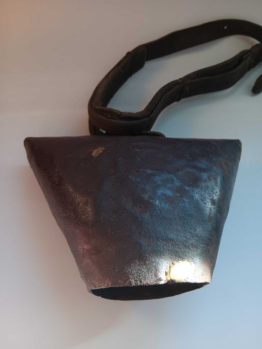 talanga veche ,clopot mare de Vaci, obiect de colectie
