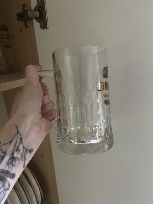 Продам пивные кружки 4 шт