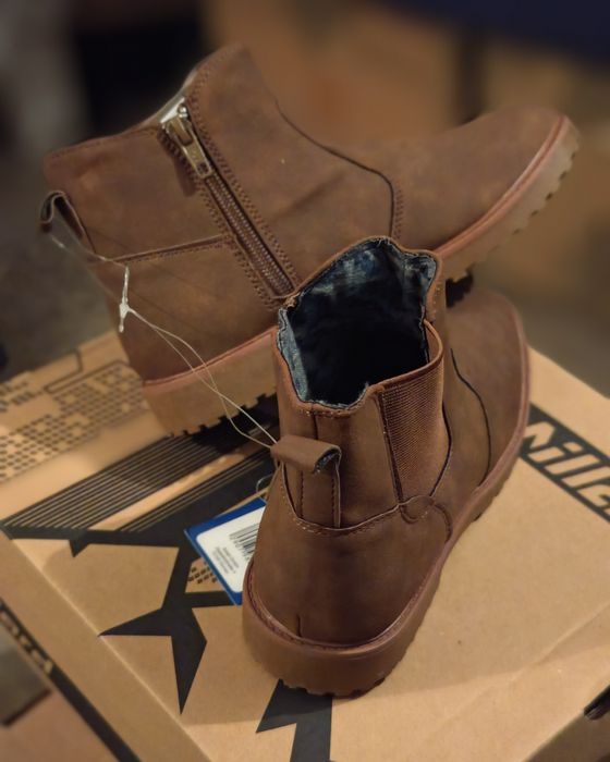 Vânzare bocanci/ghete iarna pt  copii 30/35