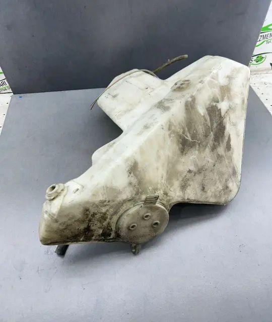 Vas lichid parbriz 1688690220 1688690220 Mercedes-Benz A-Class 2002