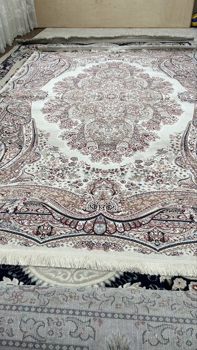 Продается ковры новые