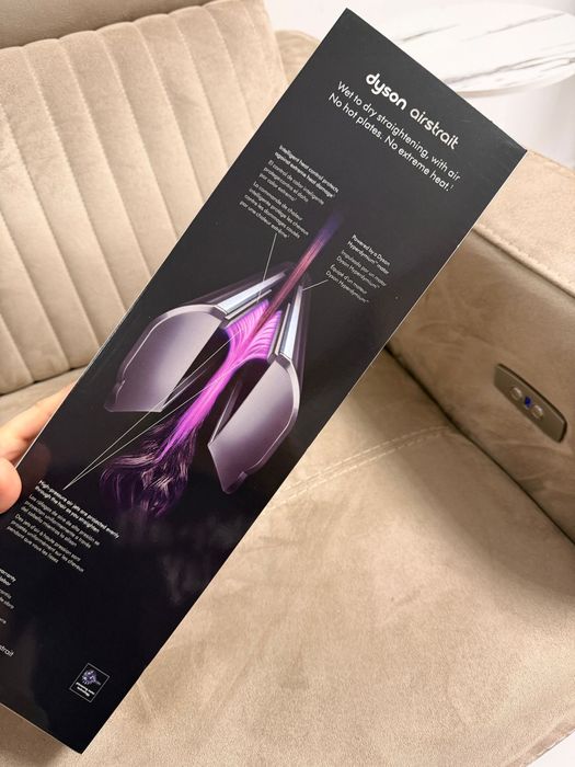 Vand Dyson airstrait nou in cutie