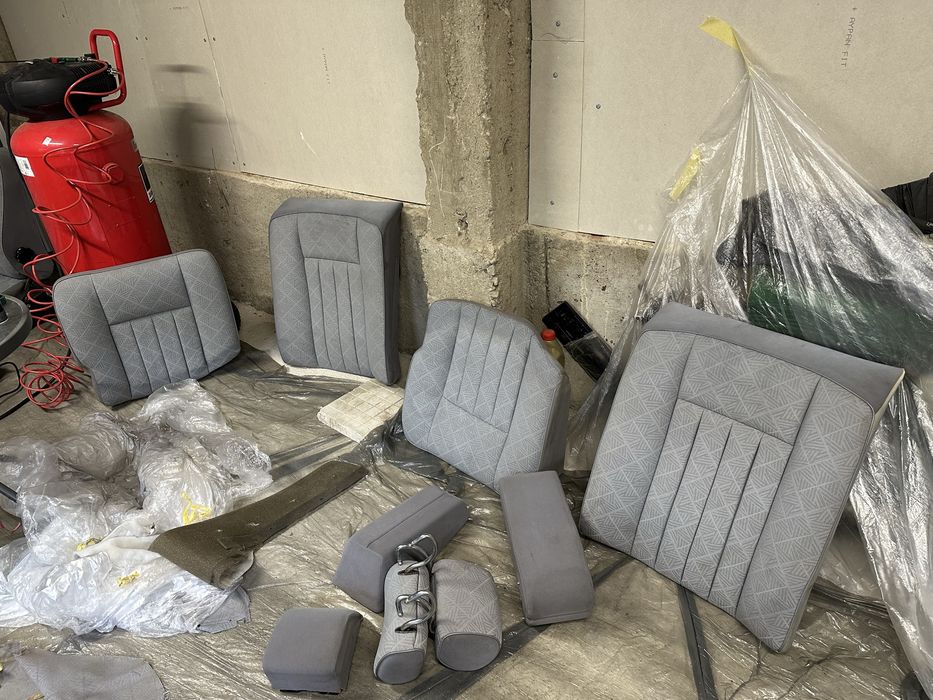 Седалки за w124 купе