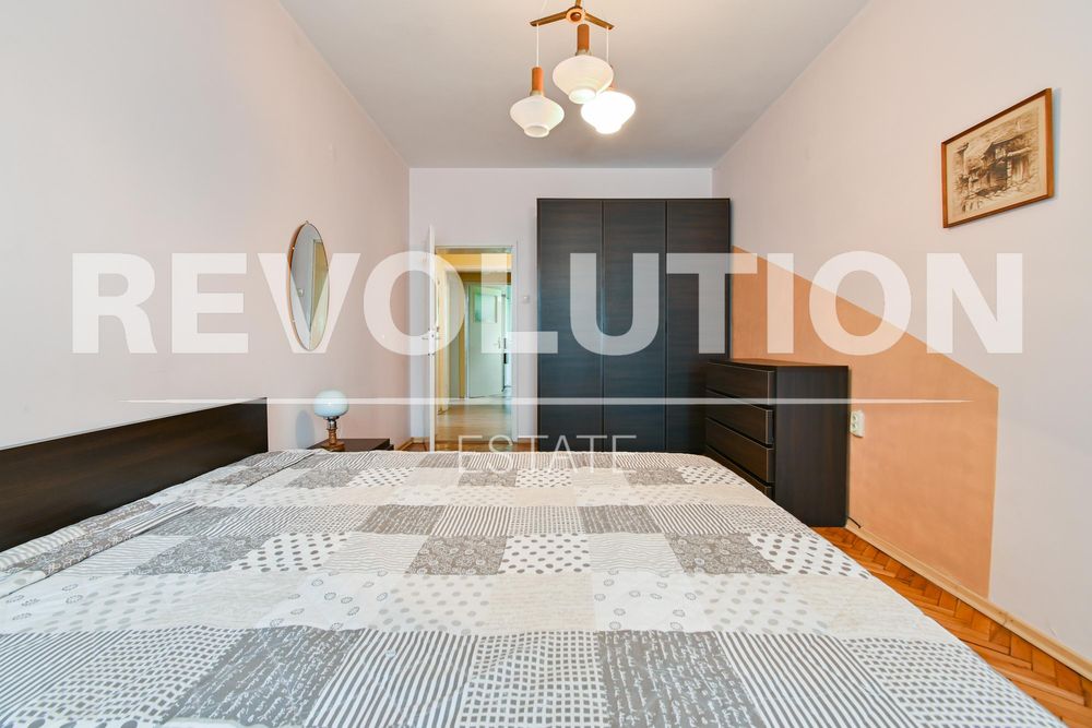 Дава се под наем Тристаен апартамент в София, Лозенец - 97 кв.м за 850 € - Снимка #9