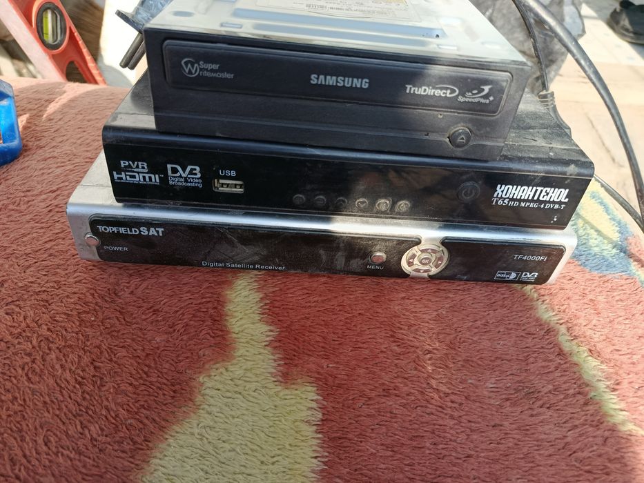 Тюнер ДВД ром Сотилади